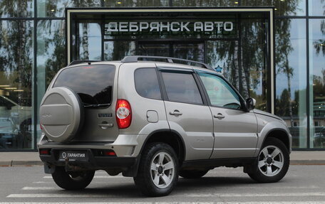 Chevrolet Niva I рестайлинг, 2019 год, 890 000 рублей, 3 фотография