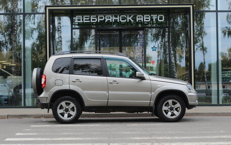 Chevrolet Niva I рестайлинг, 2019 год, 890 000 рублей, 4 фотография