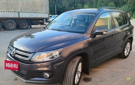 Volkswagen Tiguan I, 2015 год, 1 399 000 рублей, 2 фотография