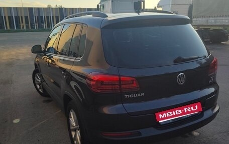 Volkswagen Tiguan I, 2015 год, 1 399 000 рублей, 5 фотография