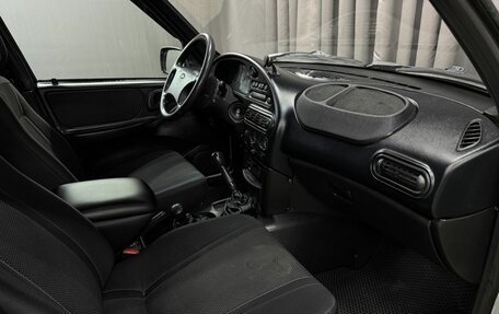 Chevrolet Niva I рестайлинг, 2006 год, 379 999 рублей, 12 фотография