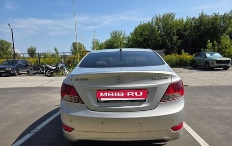 Hyundai Solaris II рестайлинг, 2011 год, 535 000 рублей, 5 фотография