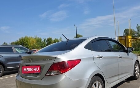 Hyundai Solaris II рестайлинг, 2011 год, 535 000 рублей, 4 фотография