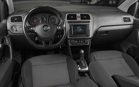 Volkswagen Polo VI (EU Market), 2018 год, 1 149 000 рублей, 7 фотография