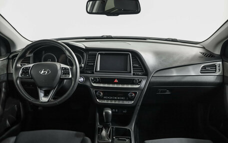 Hyundai Sonata VII, 2018 год, 1 549 000 рублей, 10 фотография