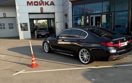 BMW 5 серия, 2021 год, 4 340 000 рублей, 2 фотография