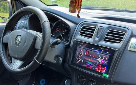 Renault Logan II, 2014 год, 345 000 рублей, 5 фотография