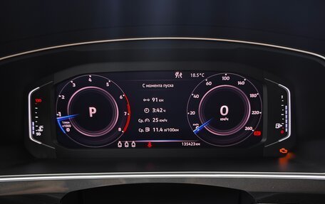 Volkswagen Tiguan II, 2019 год, 2 700 000 рублей, 6 фотография