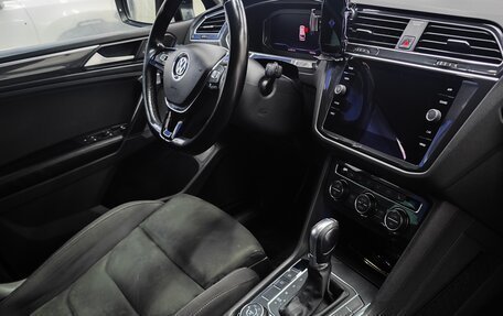 Volkswagen Tiguan II, 2019 год, 2 700 000 рублей, 8 фотография