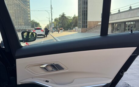 BMW 3 серия, 2022 год, 3 500 000 рублей, 12 фотография