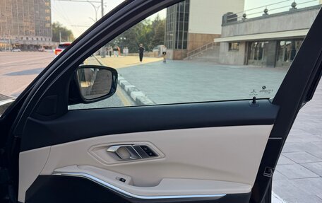 BMW 3 серия, 2022 год, 3 500 000 рублей, 13 фотография