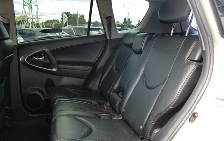 Toyota RAV4, 2012 год, 1 699 999 рублей, 8 фотография