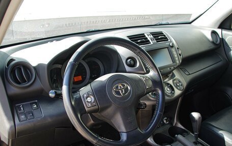 Toyota RAV4, 2012 год, 1 699 999 рублей, 6 фотография