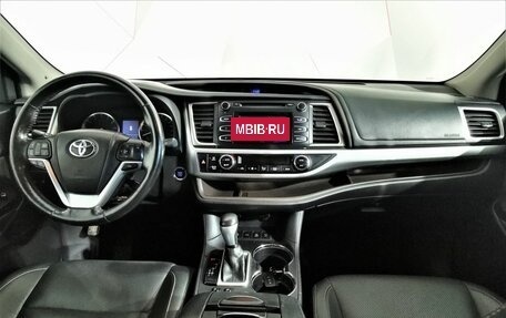 Toyota Highlander III, 2014 год, 2 635 000 рублей, 13 фотография