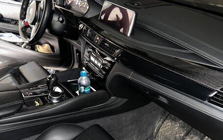 BMW X6 M, 2018 год, 4 500 000 рублей, 7 фотография