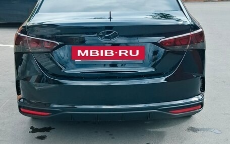 Hyundai Solaris II рестайлинг, 2021 год, 1 200 000 рублей, 2 фотография