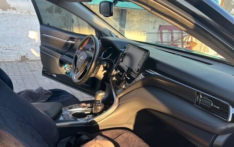 Toyota Camry, 2021 год, 3 500 000 рублей, 1 фотография
