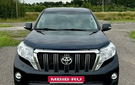 Toyota Land Cruiser Prado 150 рестайлинг 2, 2014 год, 3 400 000 рублей, 3 фотография