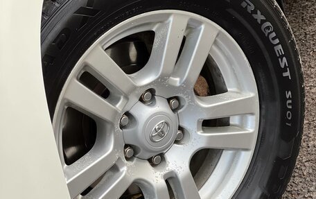 Toyota Land Cruiser Prado 150 рестайлинг 2, 2013 год, 2 900 000 рублей, 21 фотография