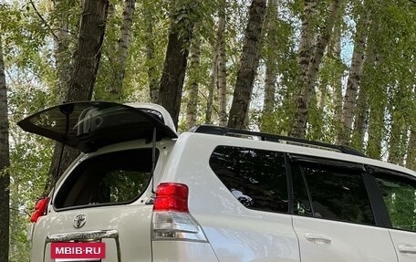 Toyota Land Cruiser Prado 150 рестайлинг 2, 2013 год, 2 900 000 рублей, 12 фотография