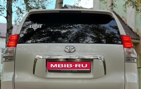 Toyota Land Cruiser Prado 150 рестайлинг 2, 2013 год, 2 900 000 рублей, 17 фотография