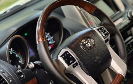 Toyota Land Cruiser Prado 150 рестайлинг 2, 2013 год, 2 900 000 рублей, 25 фотография
