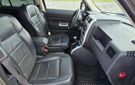 Jeep Liberty (Patriot), 2008 год, 777 000 рублей, 10 фотография