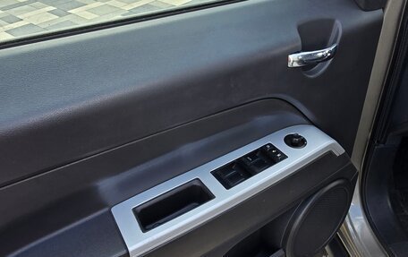 Jeep Liberty (Patriot), 2008 год, 777 000 рублей, 12 фотография