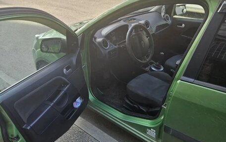 Ford Fiesta, 2006 год, 385 000 рублей, 8 фотография