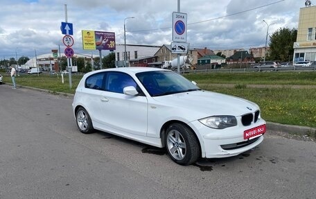 BMW 1 серия, 2011 год, 780 000 рублей, 2 фотография