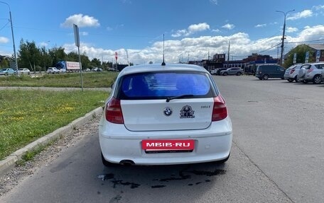 BMW 1 серия, 2011 год, 780 000 рублей, 4 фотография