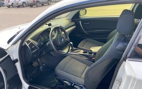 BMW 1 серия, 2011 год, 780 000 рублей, 6 фотография