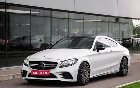 Mercedes-Benz C-Класс AMG, 2018 год, 3 850 000 рублей, 3 фотография