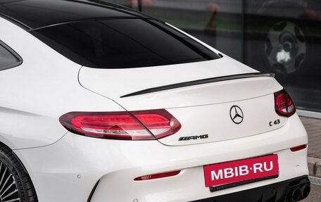 Mercedes-Benz C-Класс AMG, 2018 год, 3 850 000 рублей, 13 фотография
