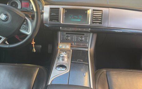 Jaguar XF I рестайлинг, 2008 год, 1 250 000 рублей, 17 фотография