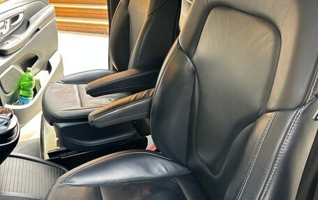 Mercedes-Benz V-Класс, 2019 год, 3 900 000 рублей, 9 фотография
