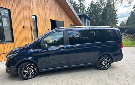Mercedes-Benz V-Класс, 2019 год, 3 900 000 рублей, 5 фотография