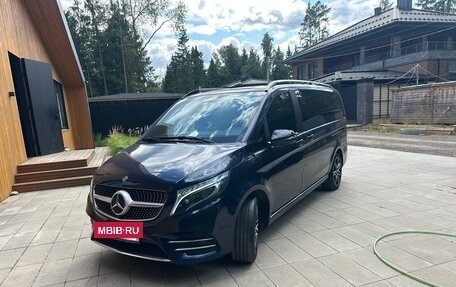 Mercedes-Benz V-Класс, 2019 год, 3 900 000 рублей, 6 фотография