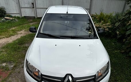 Renault Logan II, 2016 год, 550 000 рублей, 11 фотография