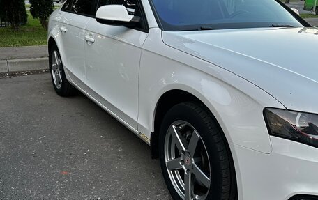 Audi A4, 2011 год, 1 200 000 рублей, 4 фотография