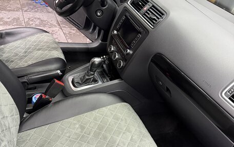 Volkswagen Jetta VI, 2014 год, 1 399 777 рублей, 9 фотография