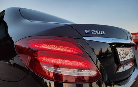 Mercedes-Benz E-Класс, 2019 год, 3 000 000 рублей, 3 фотография