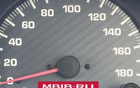 Toyota Hilux Surf III рестайлинг, 1999 год, 1 000 000 рублей, 6 фотография