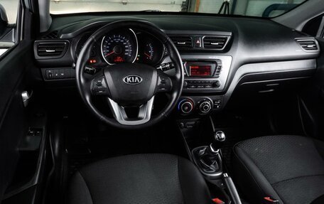 KIA Rio III рестайлинг, 2014 год, 949 000 рублей, 6 фотография