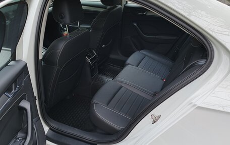 Skoda Superb III рестайлинг, 2025 год, 3 300 000 рублей, 8 фотография