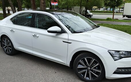 Skoda Superb III рестайлинг, 2025 год, 3 300 000 рублей, 3 фотография