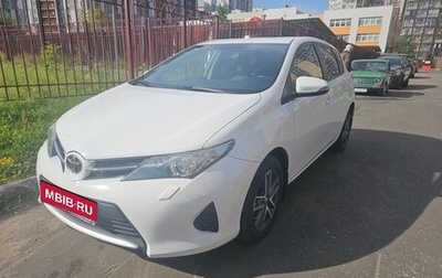 Toyota Auris II, 2014 год, 1 490 000 рублей, 1 фотография
