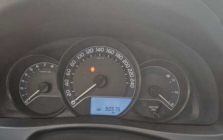Toyota Auris II, 2014 год, 1 490 000 рублей, 9 фотография