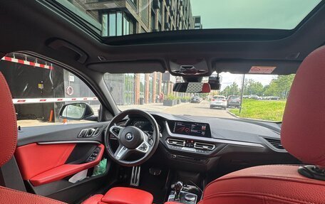 BMW 1 серия, 2021 год, 3 850 000 рублей, 9 фотография