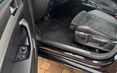 Volkswagen Passat B8 рестайлинг, 2016 год, 1 600 000 рублей, 15 фотография